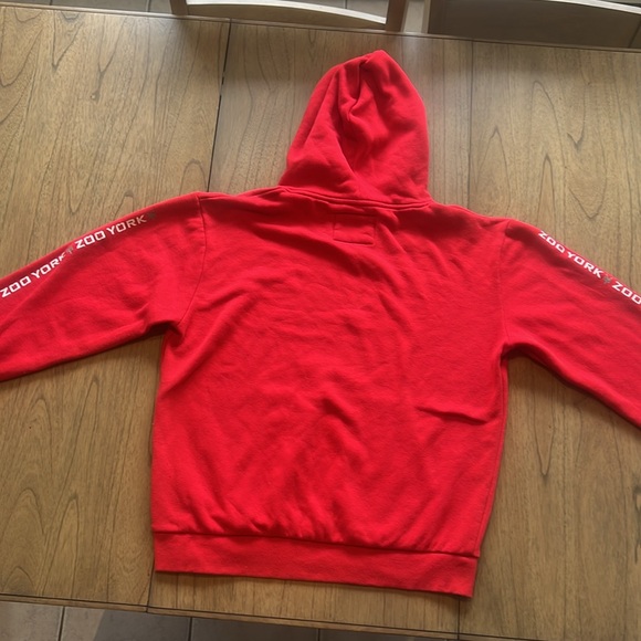Red Zoo York hoodie - Picture 2 of 3
